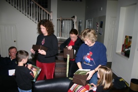 2006-12-25-Christmas-Day-16-Jim-Dax-Suzi-KT-Janeen-Kyla.jpg